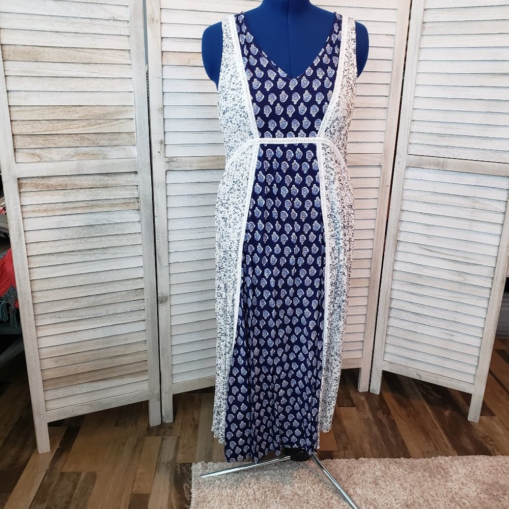 Vintage Blue/White Floral Dress